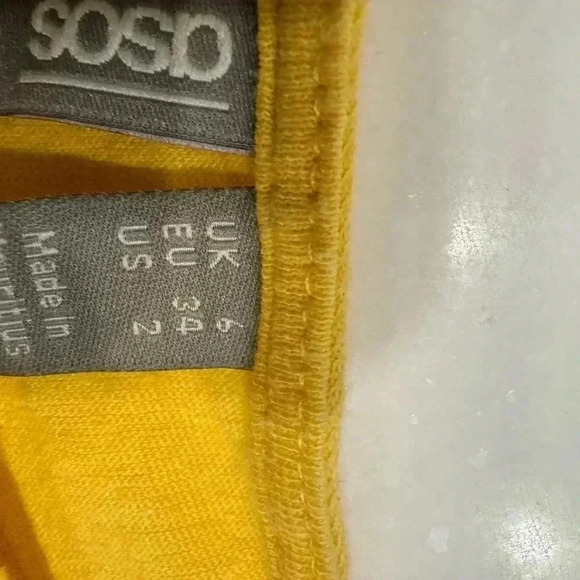 ASOS cotton cap sleeve top. Deep V front & back Yellow size 2 - Picture 5 of 7